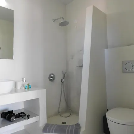 Apartment South Rooms- Beachfront