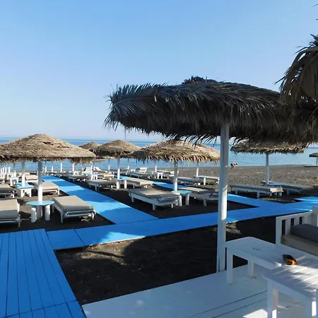South Rooms- Beachfront * Perissa (Santorini)